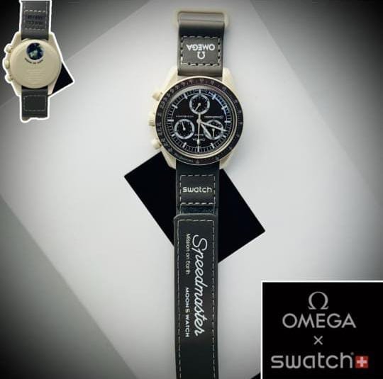 grey strap off white dial grey ring